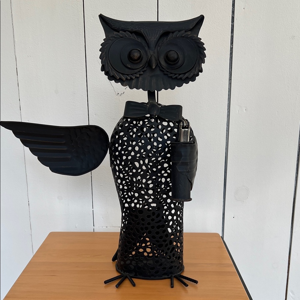 Black Metal Owl Wine Cork Holder Bronzed Finish Metal 18 inches High